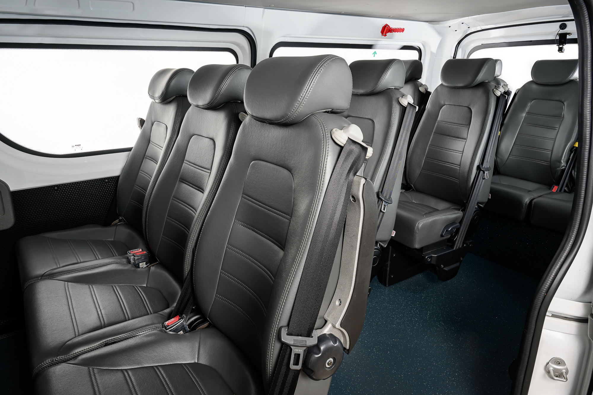 Higer EV H5F Mini Bus view 6